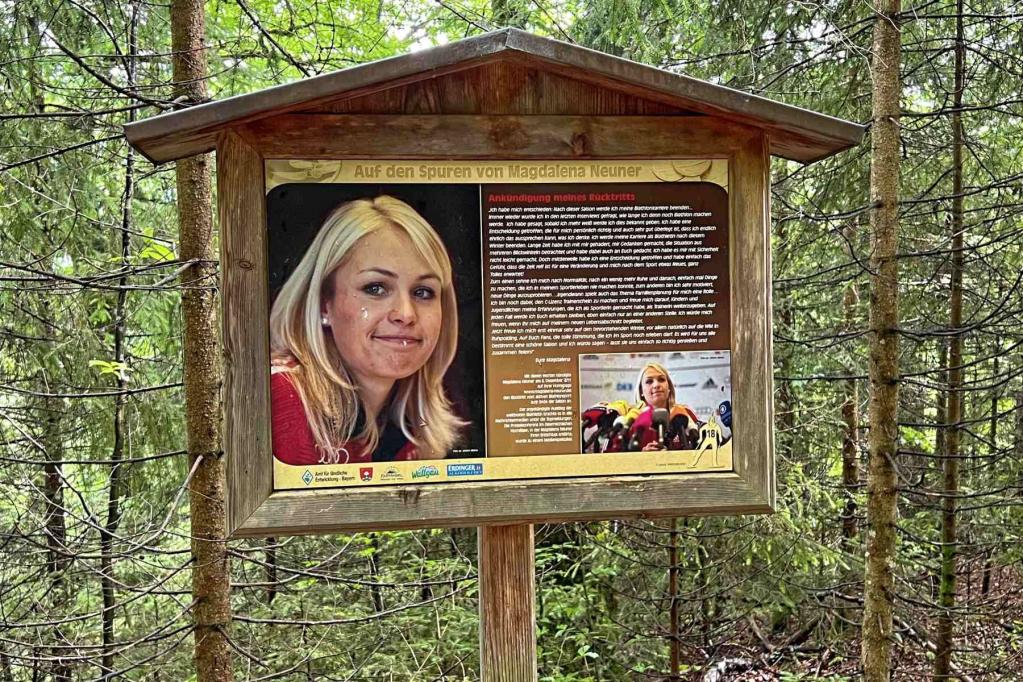 Schautafel Rücktritt Magdalena-Neuner-Panoramaweg