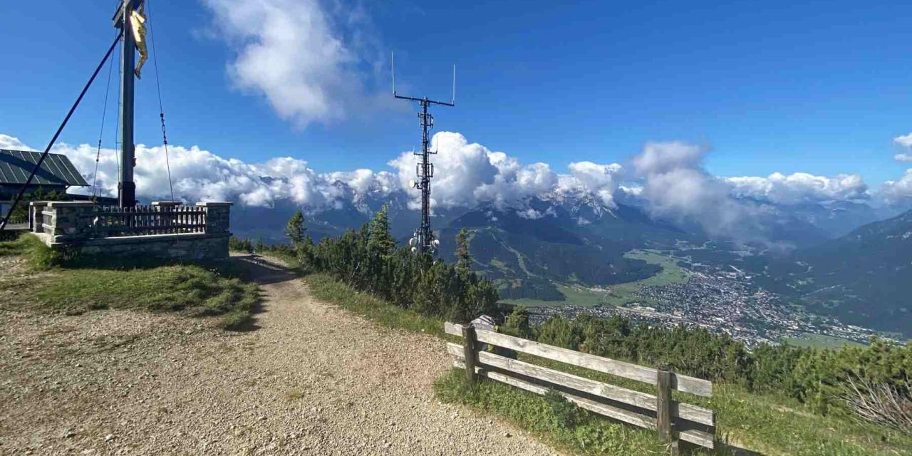 Gipfelkreuz Wank