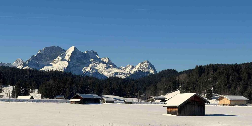 Winterwanderung Buckelwiesen Wettersteinblick